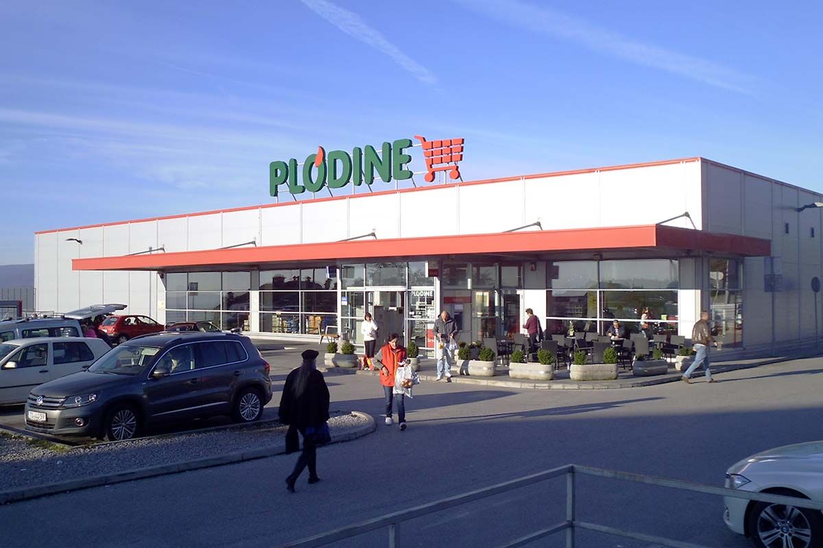 Supermarket Rijeka (Bartola Kašića) 